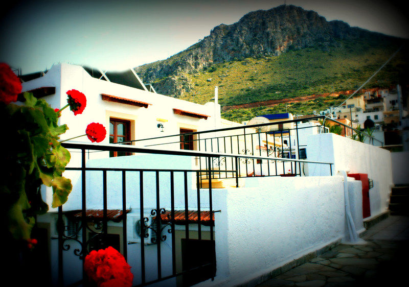 Piskopiano Studios Exterior photo